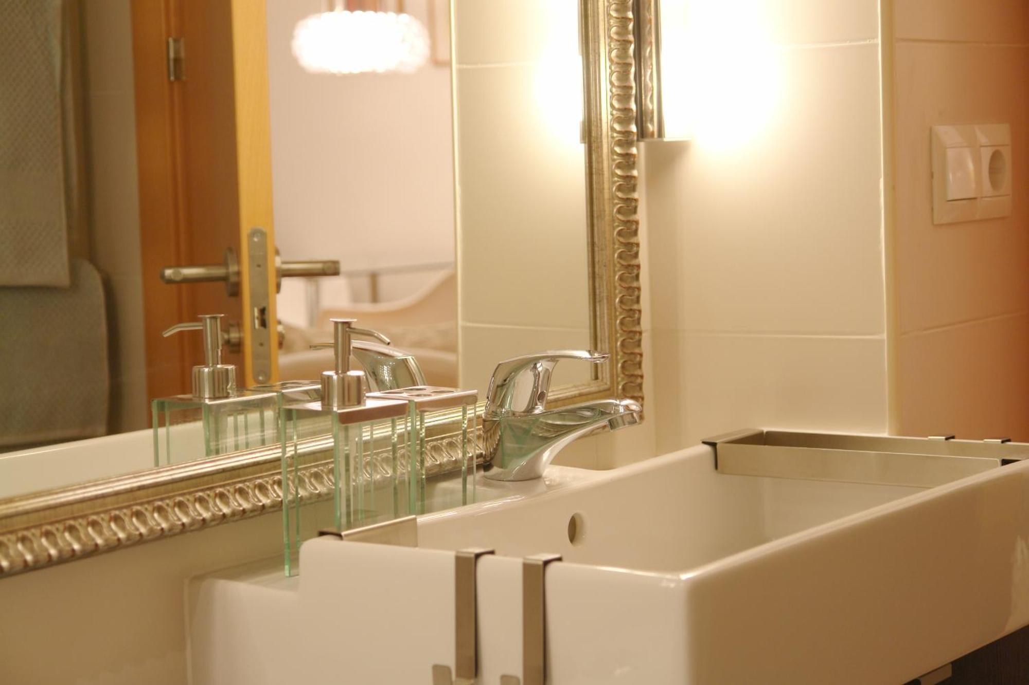 Moderno Y Centrico Apartamento 1 Dormitorio Malaga Ngoại thất bức ảnh