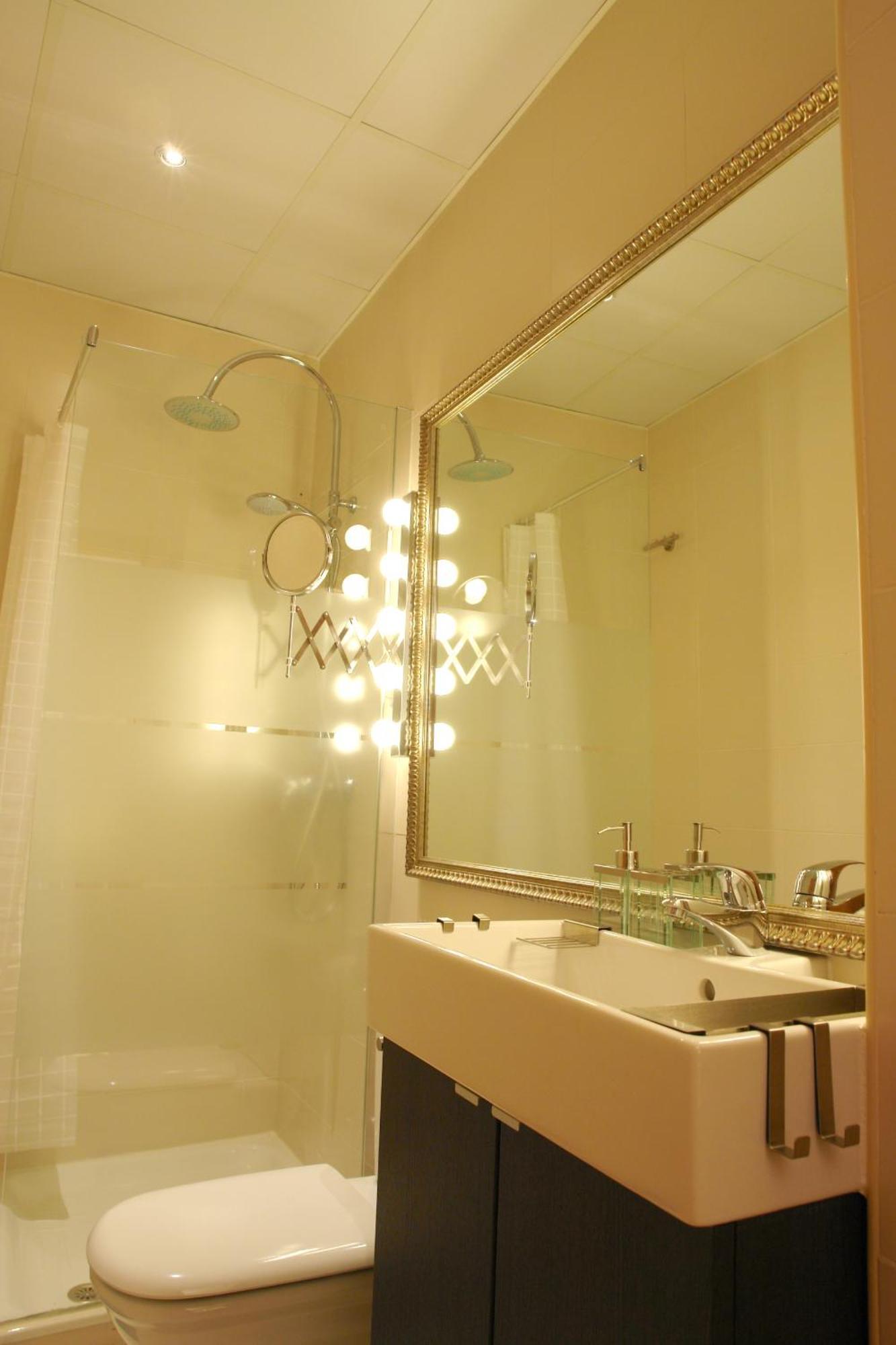 Moderno Y Centrico Apartamento 1 Dormitorio Malaga Ngoại thất bức ảnh